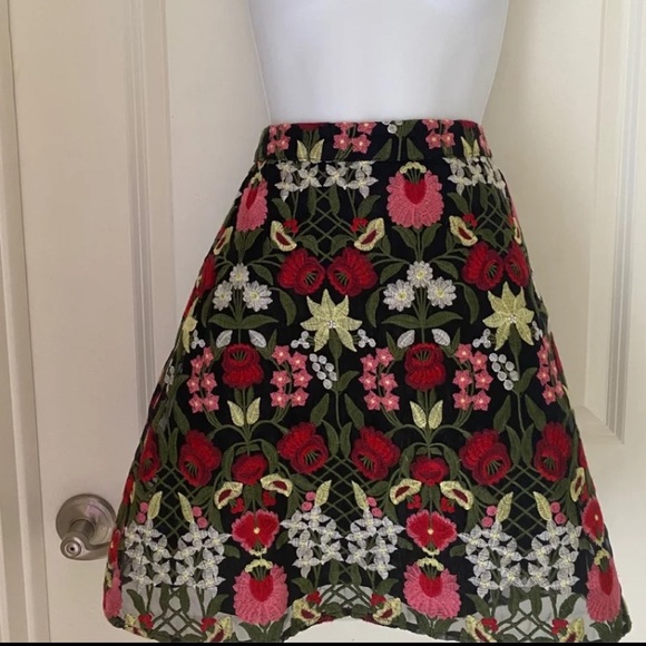 Lucy Paris folk art floral embroidered layered tulle mini skirt fairy event NWT - Picture 2 of 6